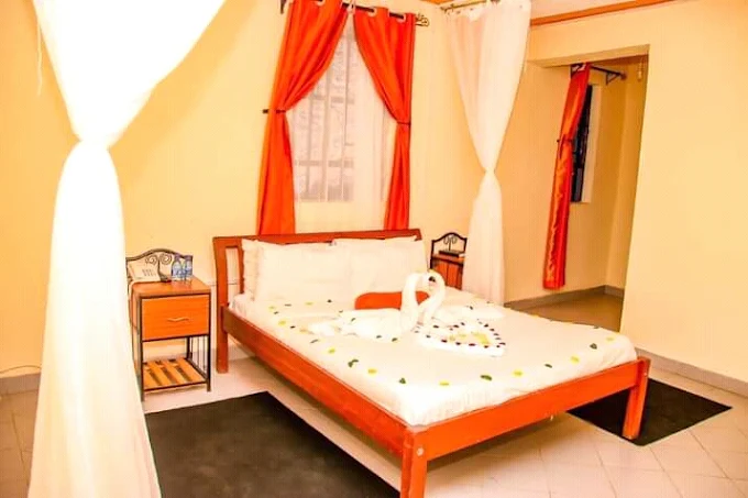 DOVE NEST LODGE