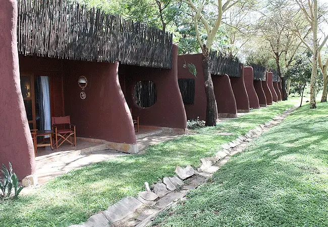 SERENA SAFARI LODGE AMBOSELI