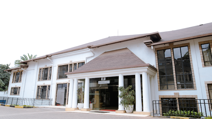 WEST WOOD HOTEL