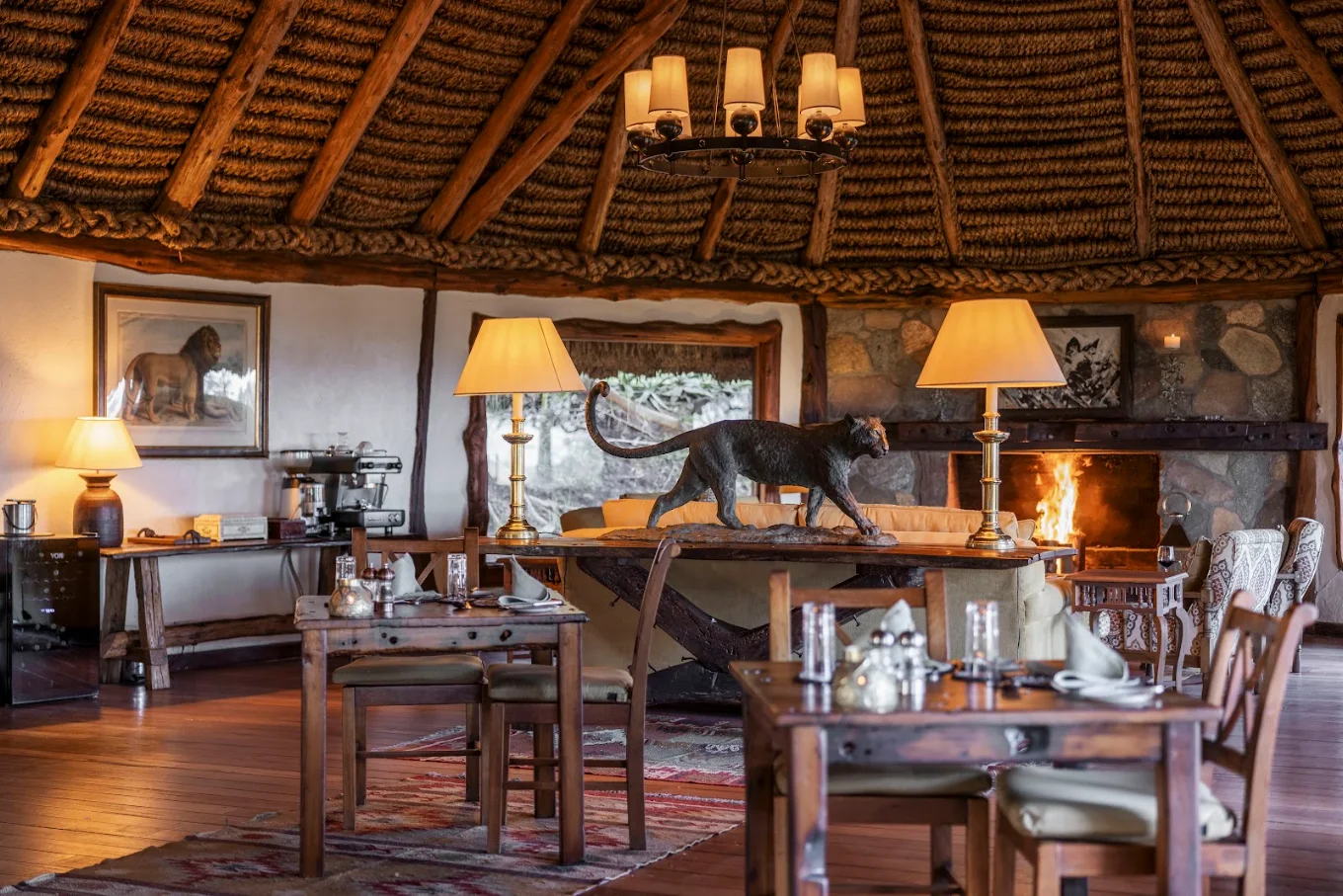 ELEWANA KIFARU HOUSE LEWA