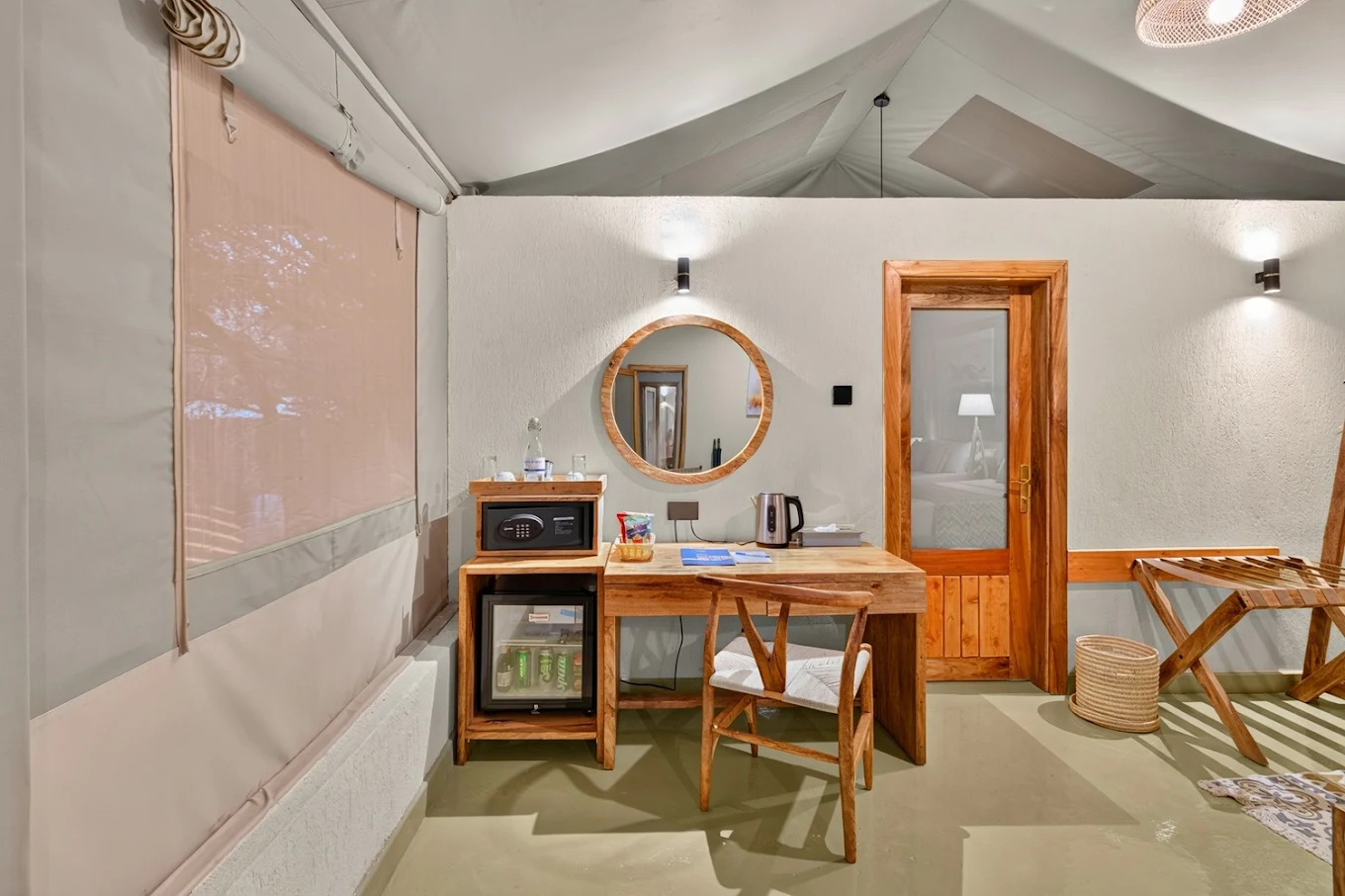 PRIDEINN MARA CAMP