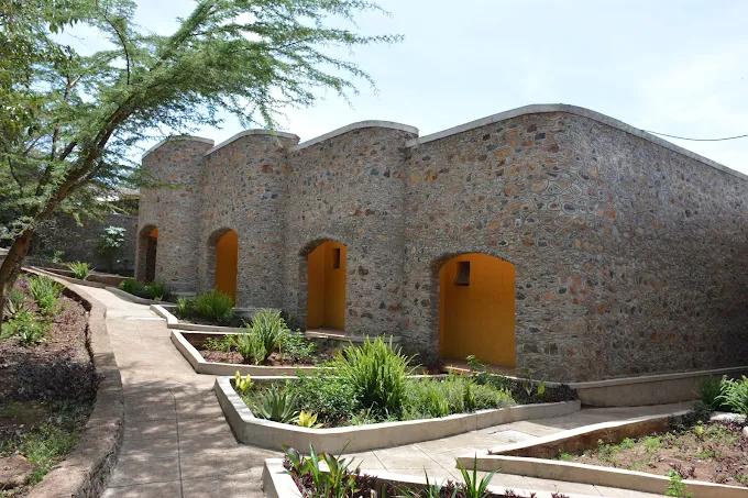 SEASONS MARA SUN LODGE