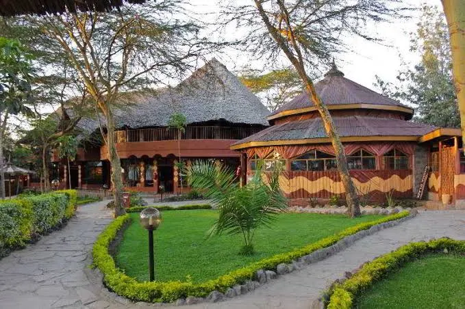 SWEET LAKE RESORT