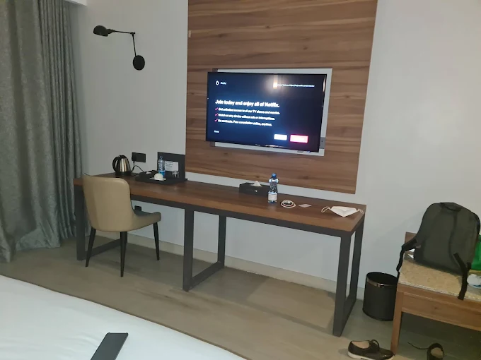 ESERIANI THE HOTEL