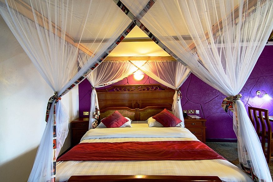 SEASONS ELEMENTAITA COUNTRY LODGE