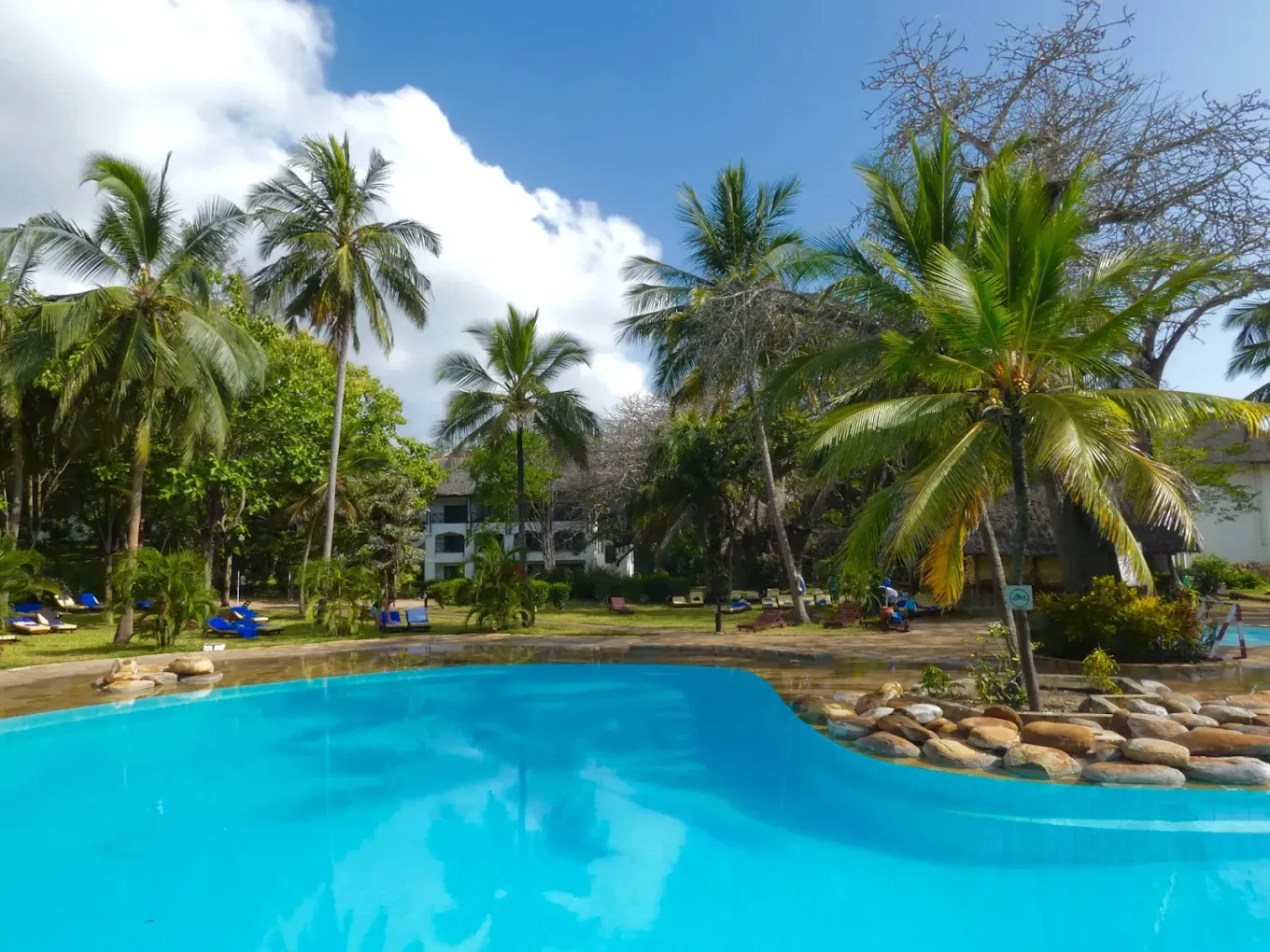 PAPILLON LAGOON REEF HOTEL