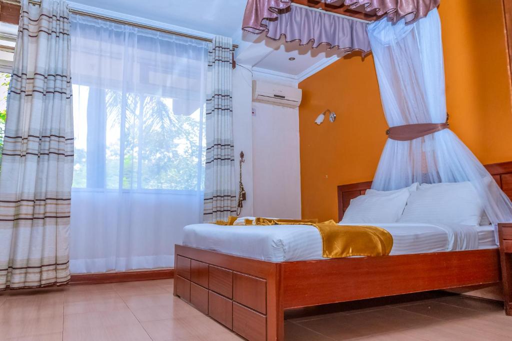PETRITZ ROYAL HOTEL KISUMU